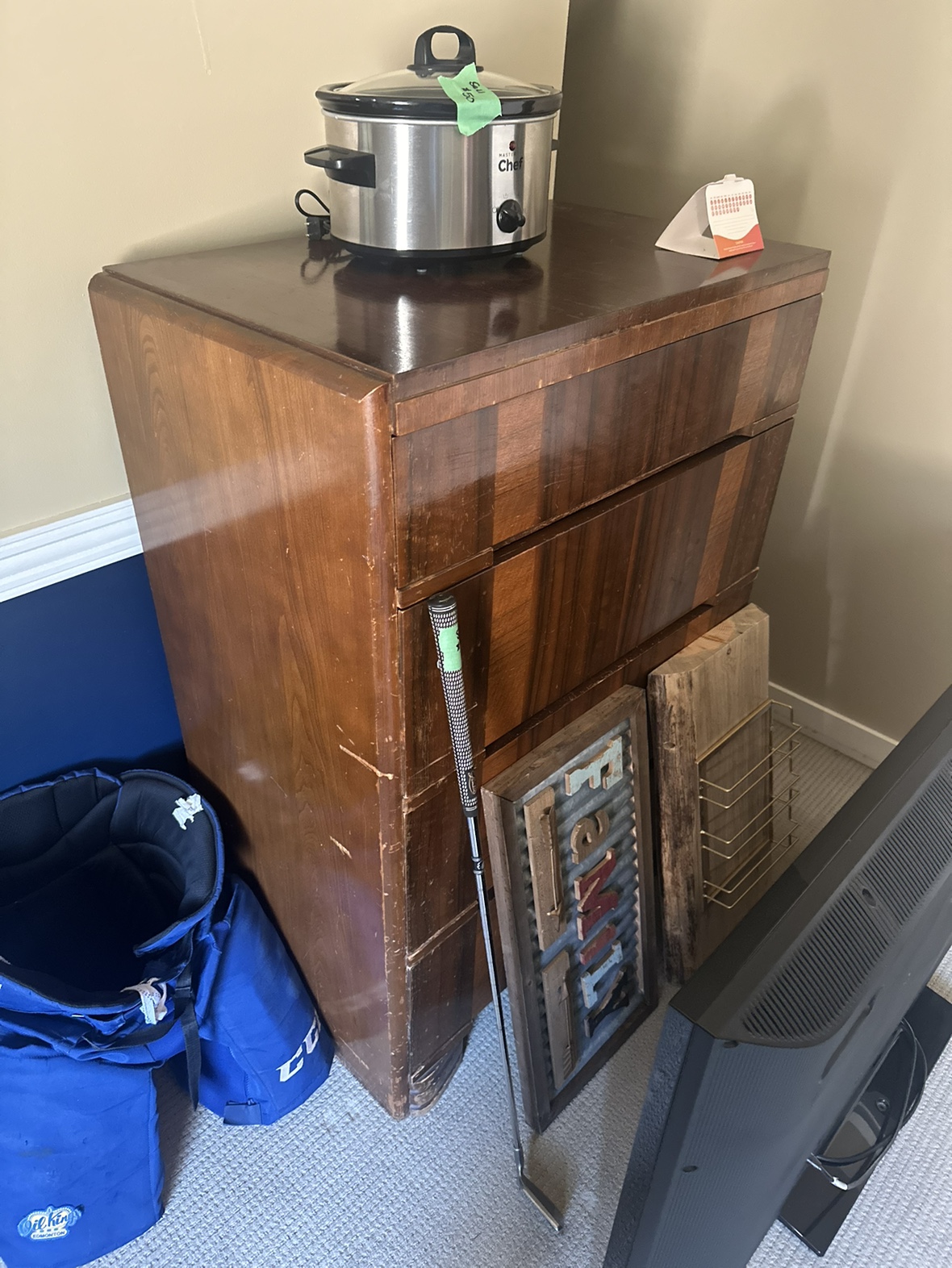 Dresser