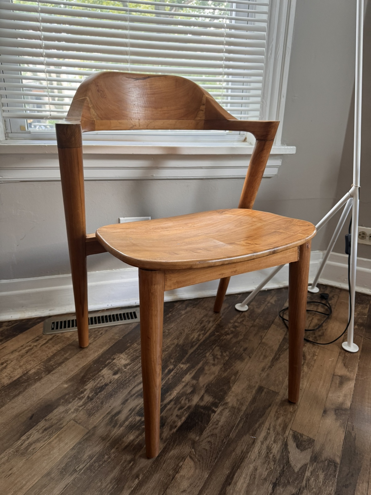 Indonesian Wooden Chairs image indicator(3)