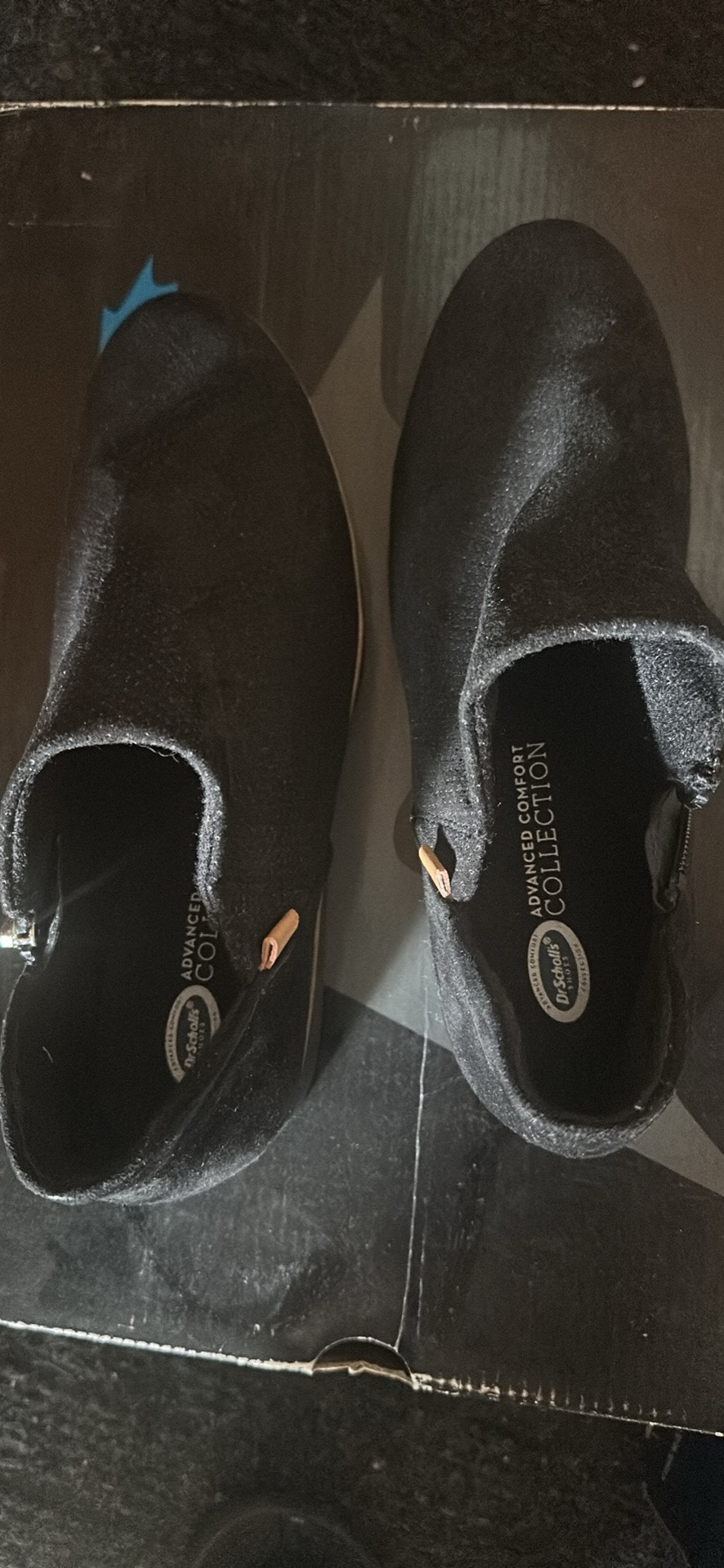 Dr.Scholls’ black thumbnail