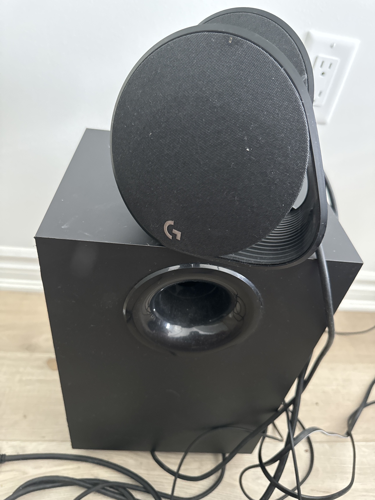 Logitech G560 Computer Gaming Speaker System