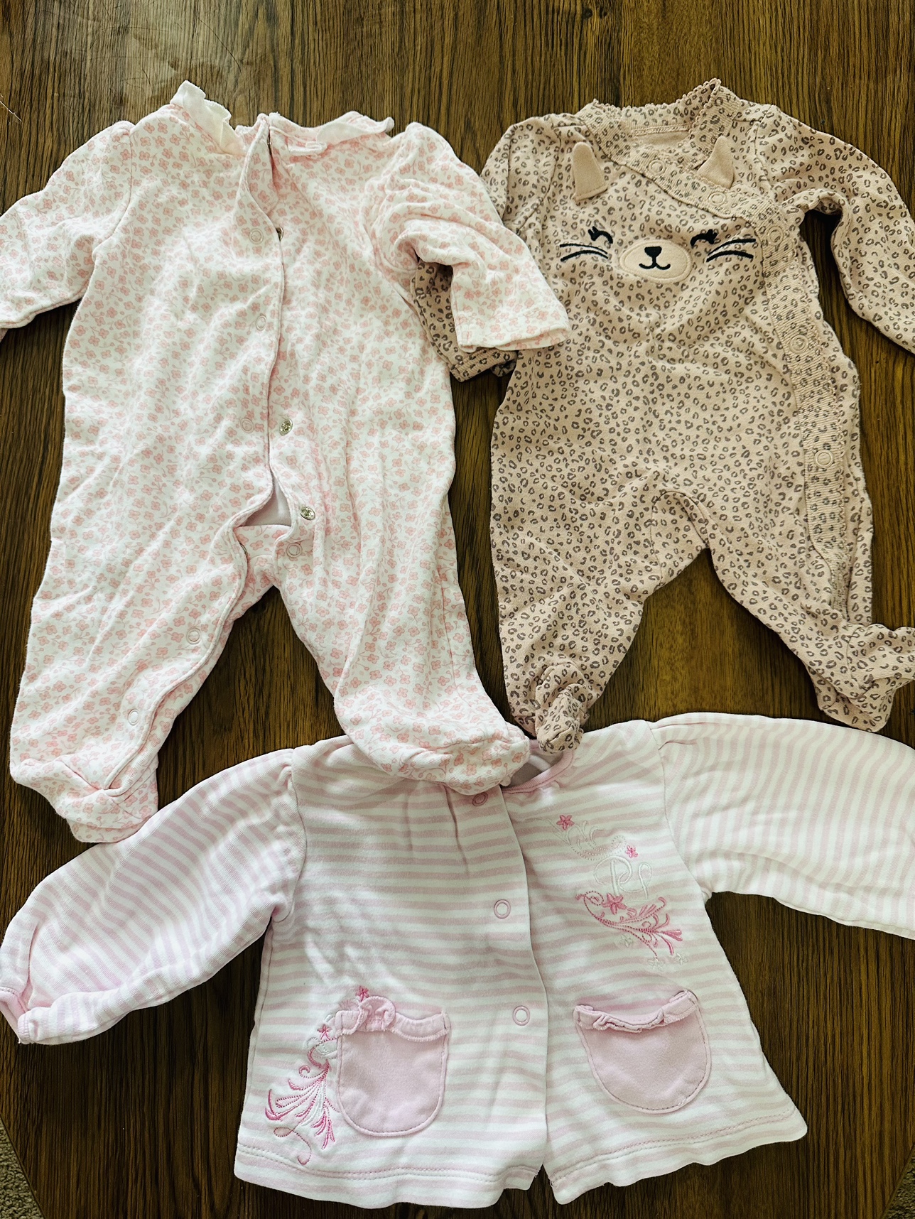 Newborn clothes