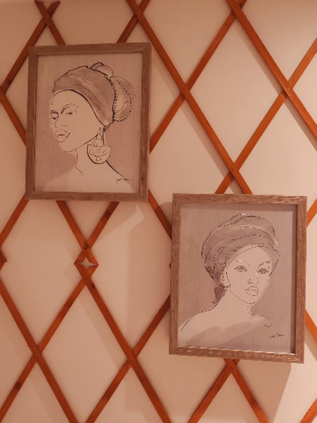 paintings and decorative items - photo 4
