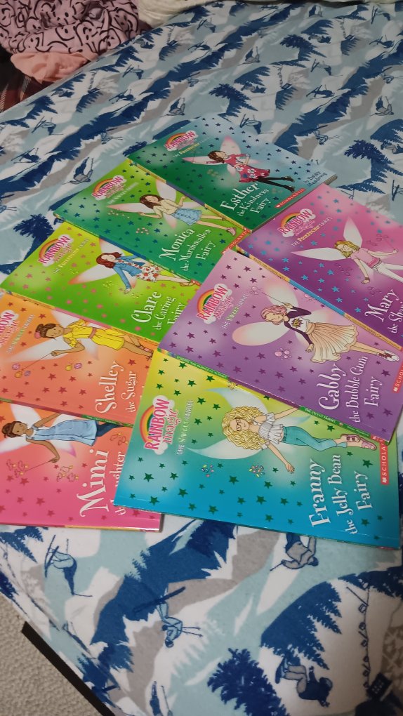 [ LAST CHANCE ] 8 for $5 NEW rainbow magic fairies books! - photo 2