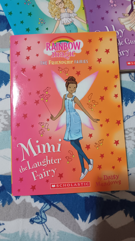 [ LAST CHANCE ] 8 for $5 NEW rainbow magic fairies books! - photo 3