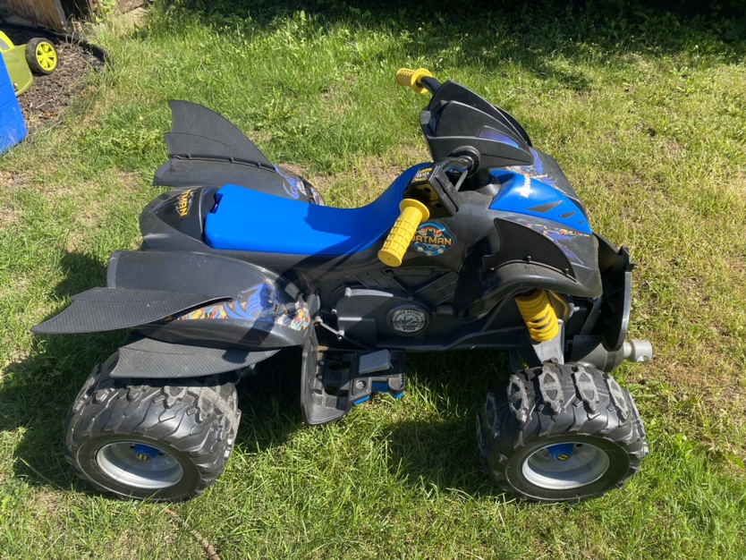 Power Wheels DC Super Friends Kawasaki Batman ATV thumbnail
