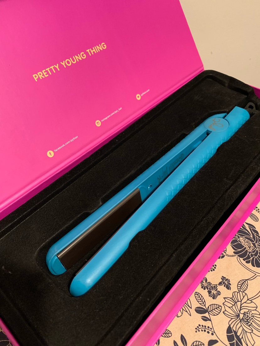 Pretty Young Thing Flat Iron Straightener