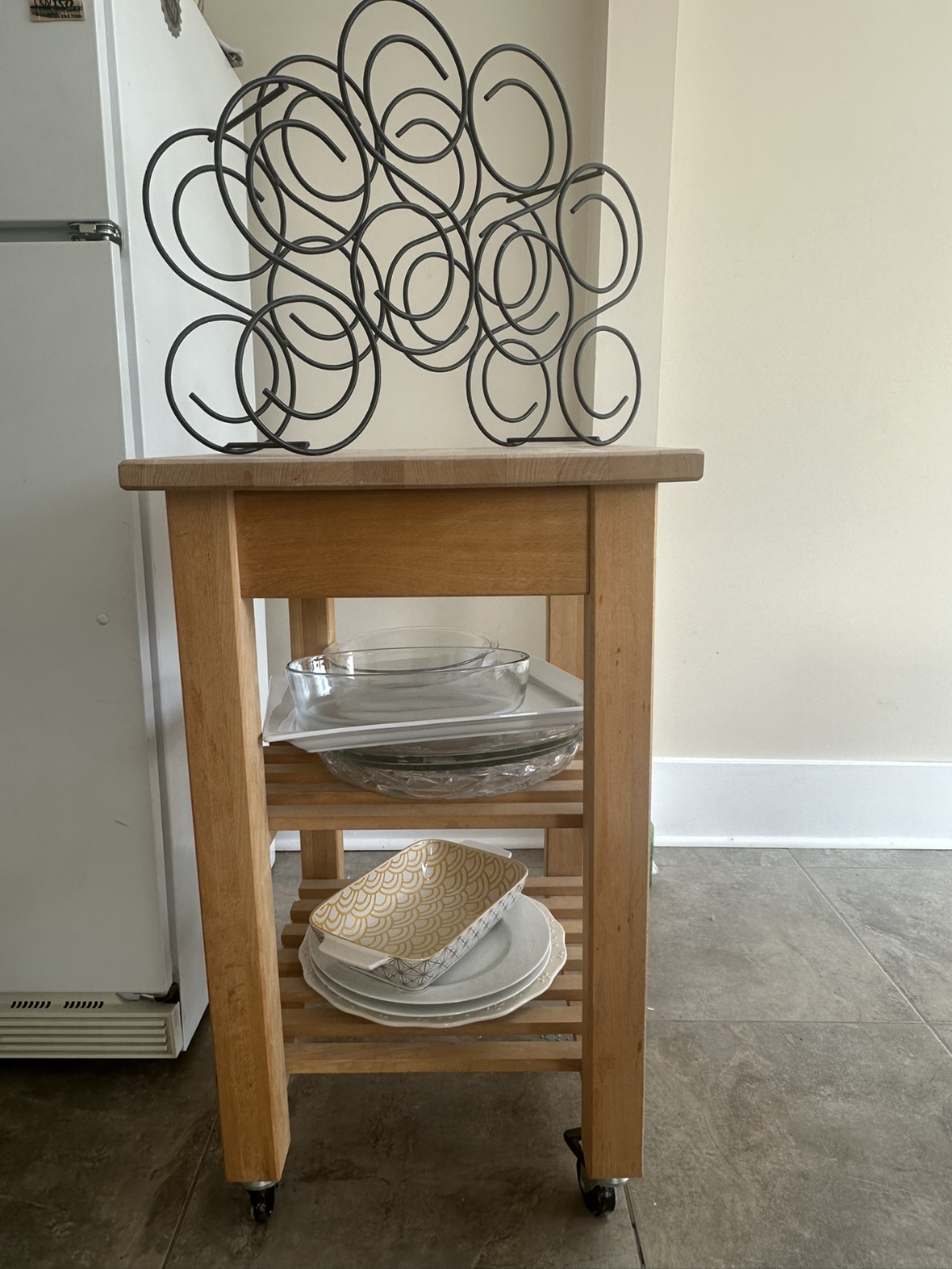 Free Ikea Serving Cart and Wine Rack thumbnail