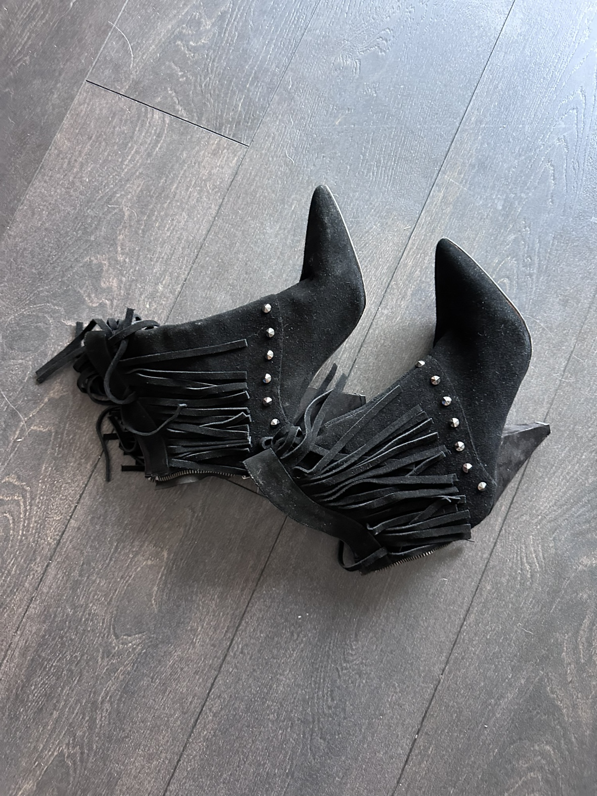 Women’s boots size 8