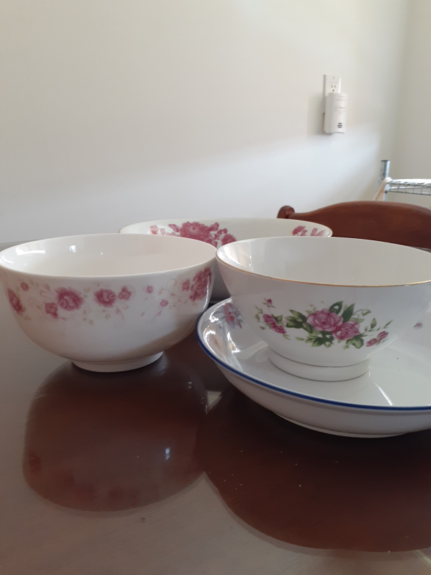 Lot of Assorted Bowls and Plates image indicator(3)