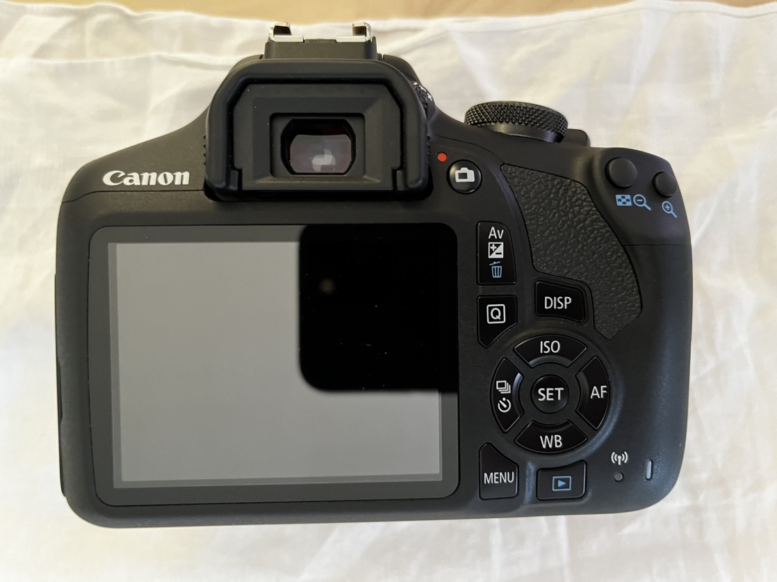 Mint Canon Rebel T7 With Lenses image indicator(2)