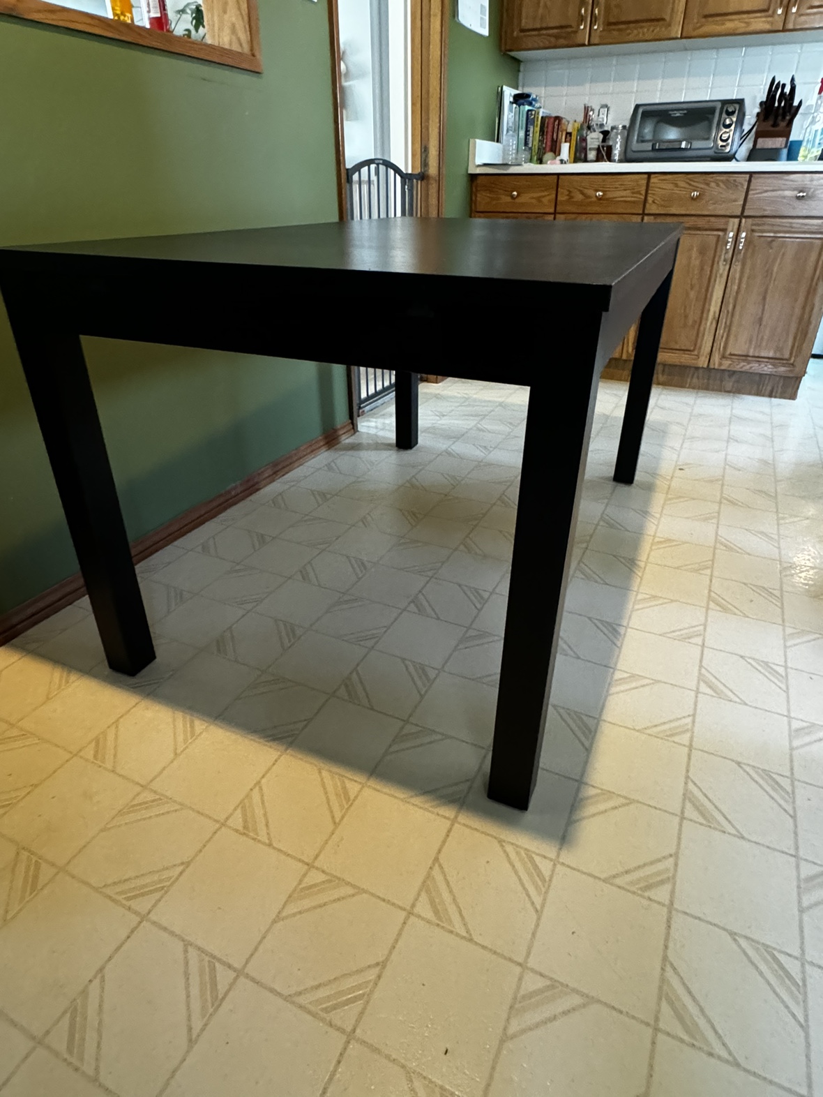 Kitchen table