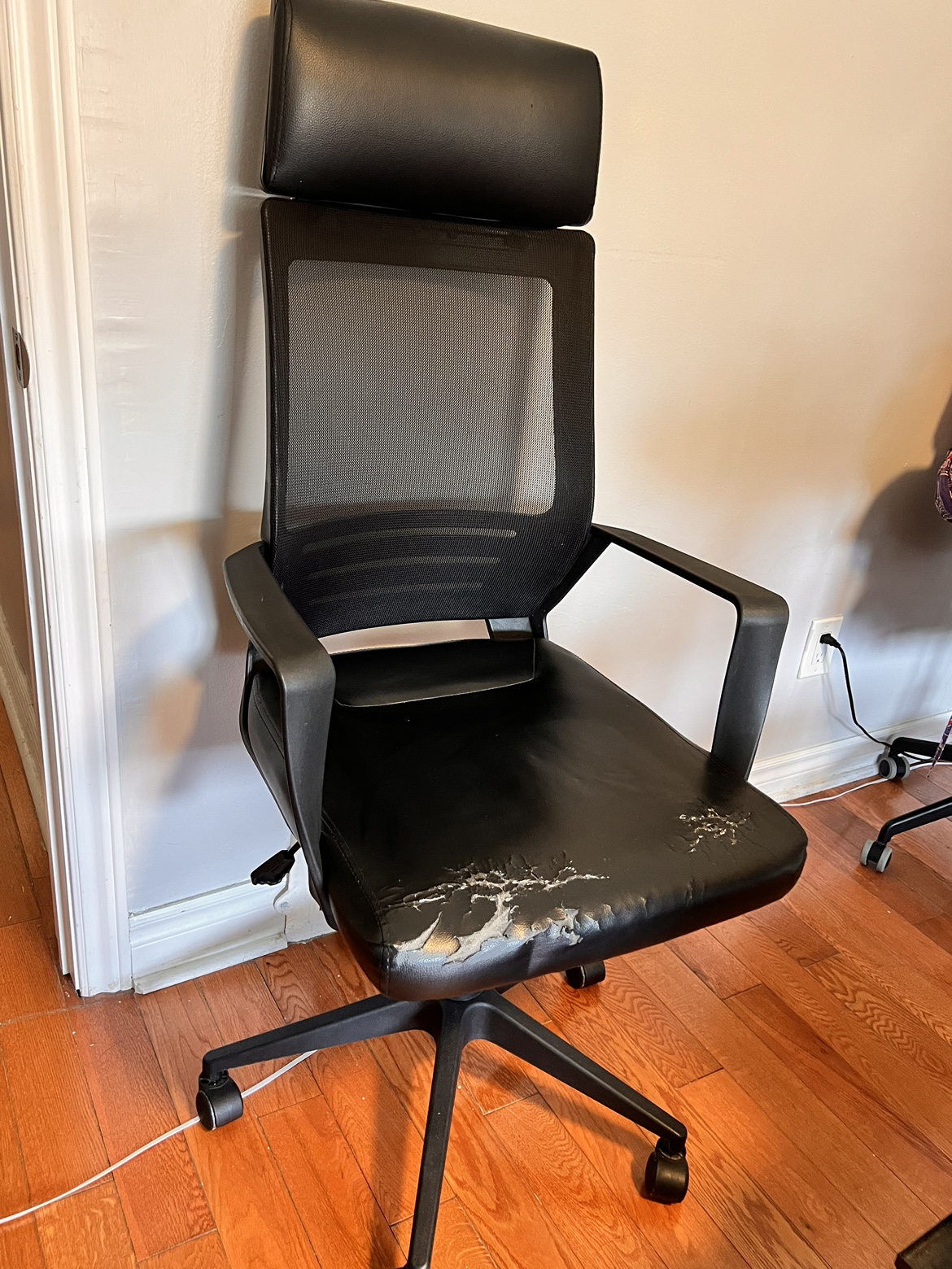Computer chair