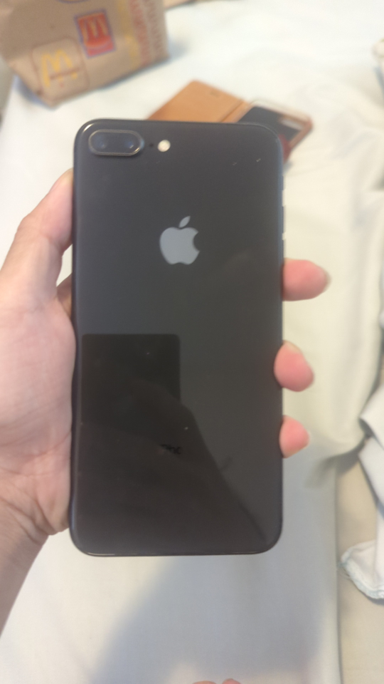iPhone 8 Plus 64gb - photo 2