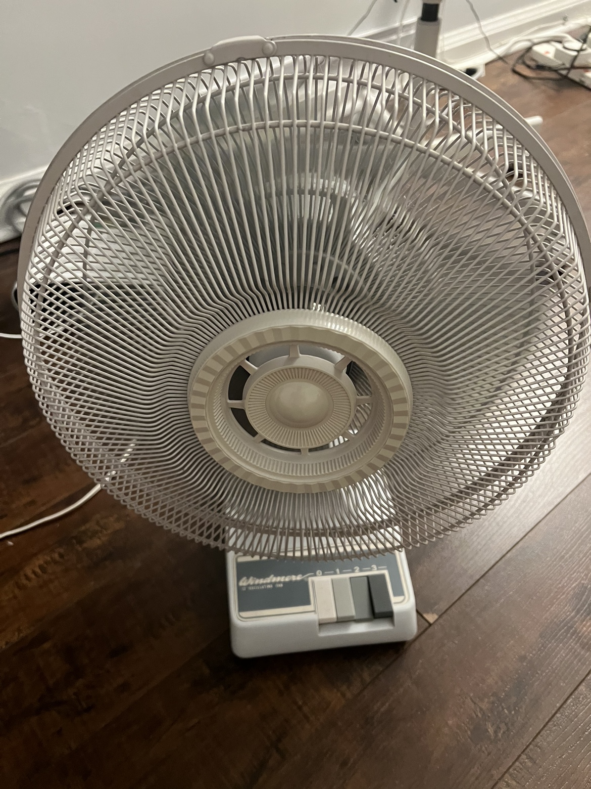 3-speed Fan-,30/7(10:00am-12:00pm) You can pick it up.