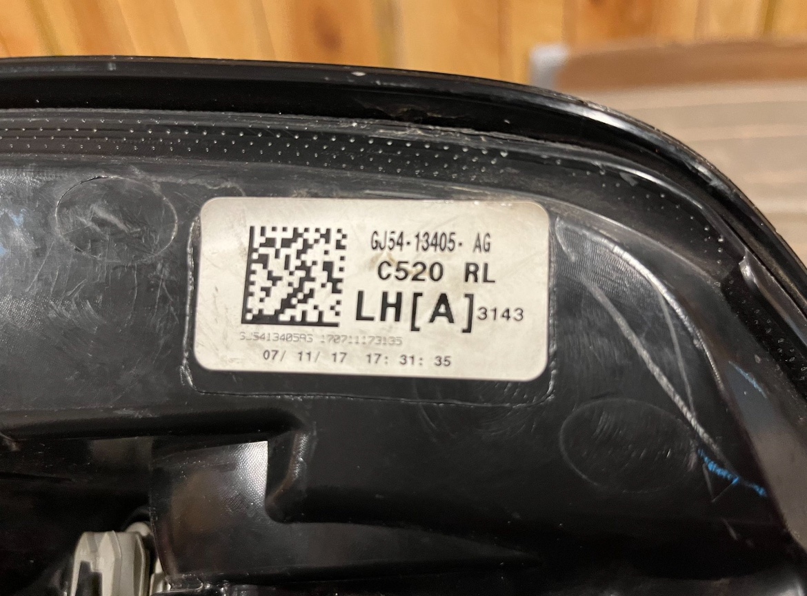 2018 Ford Escape Lh Tail Light - photo 3