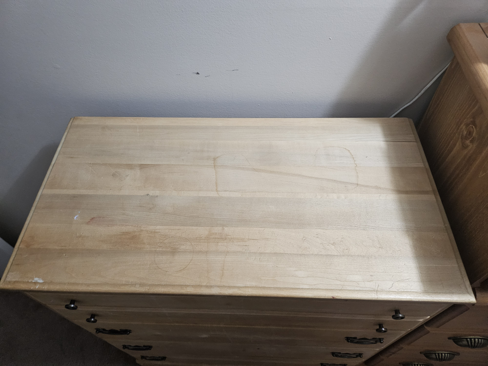 4 drawer dresser real wood ready for paint - photo 2