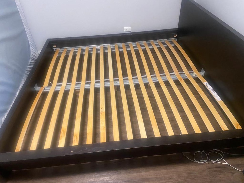 Bed frame (king size) - photo 2