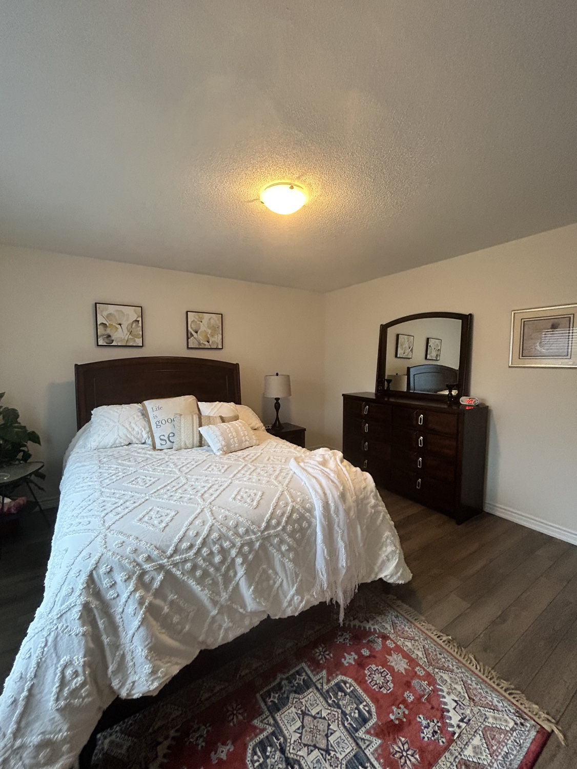3 piece Bedroom set (mattress included) - photo 2