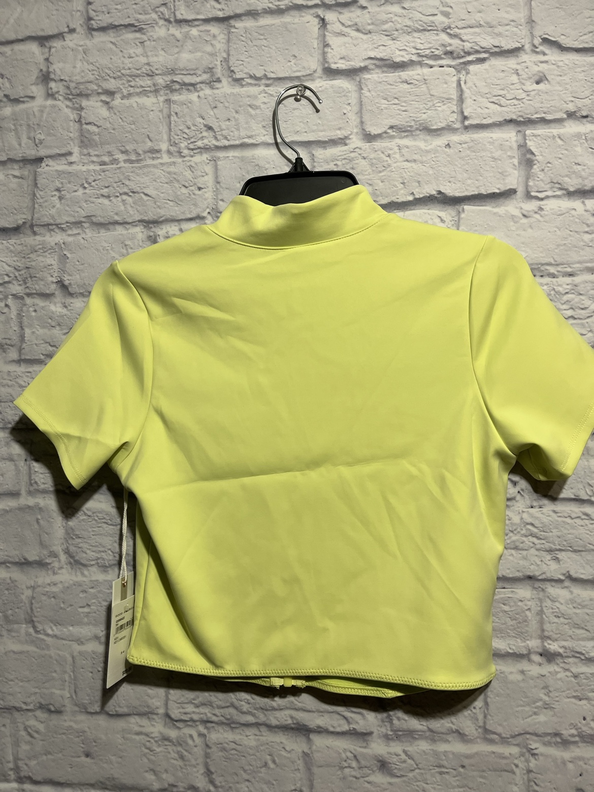 New Good American Rash Gaurd image indicator(6)