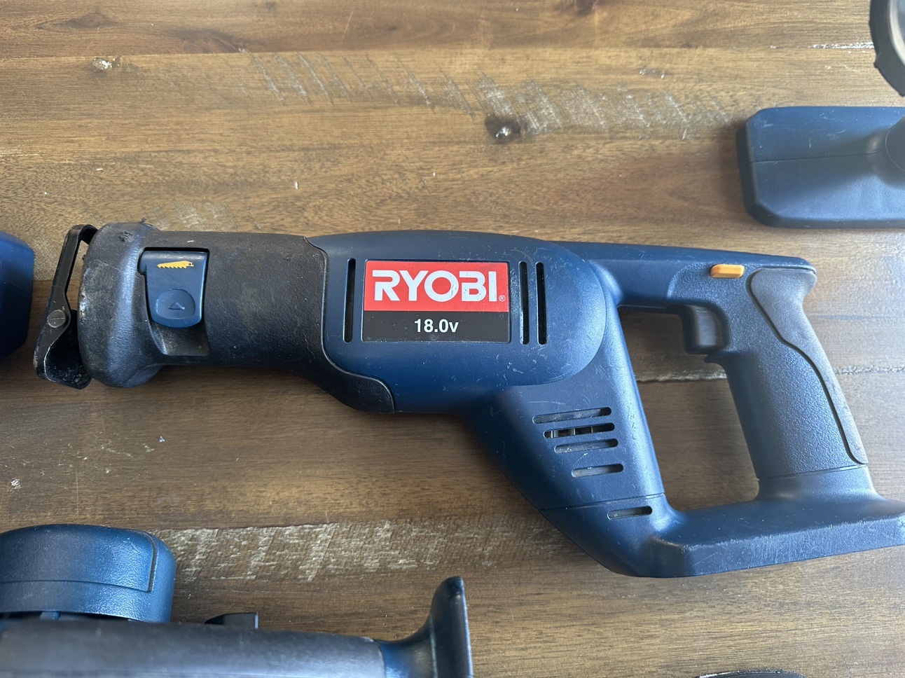 Ryobi Blue One+ 18V Cordless toolset - photo 4