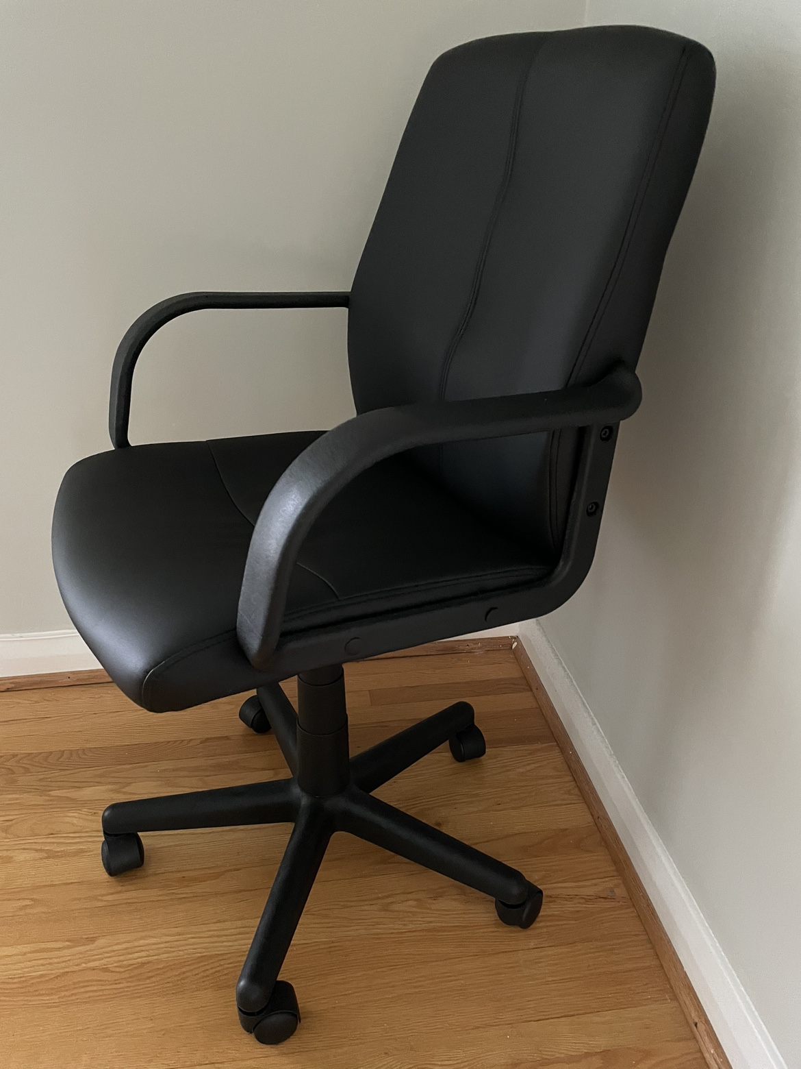 Moving sale / Office chair image indicator(2)