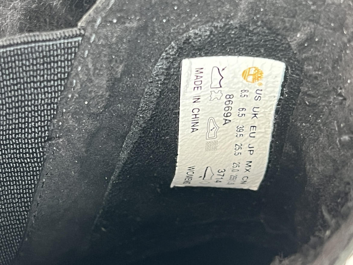 Leather Chelsea Boots image indicator(2)