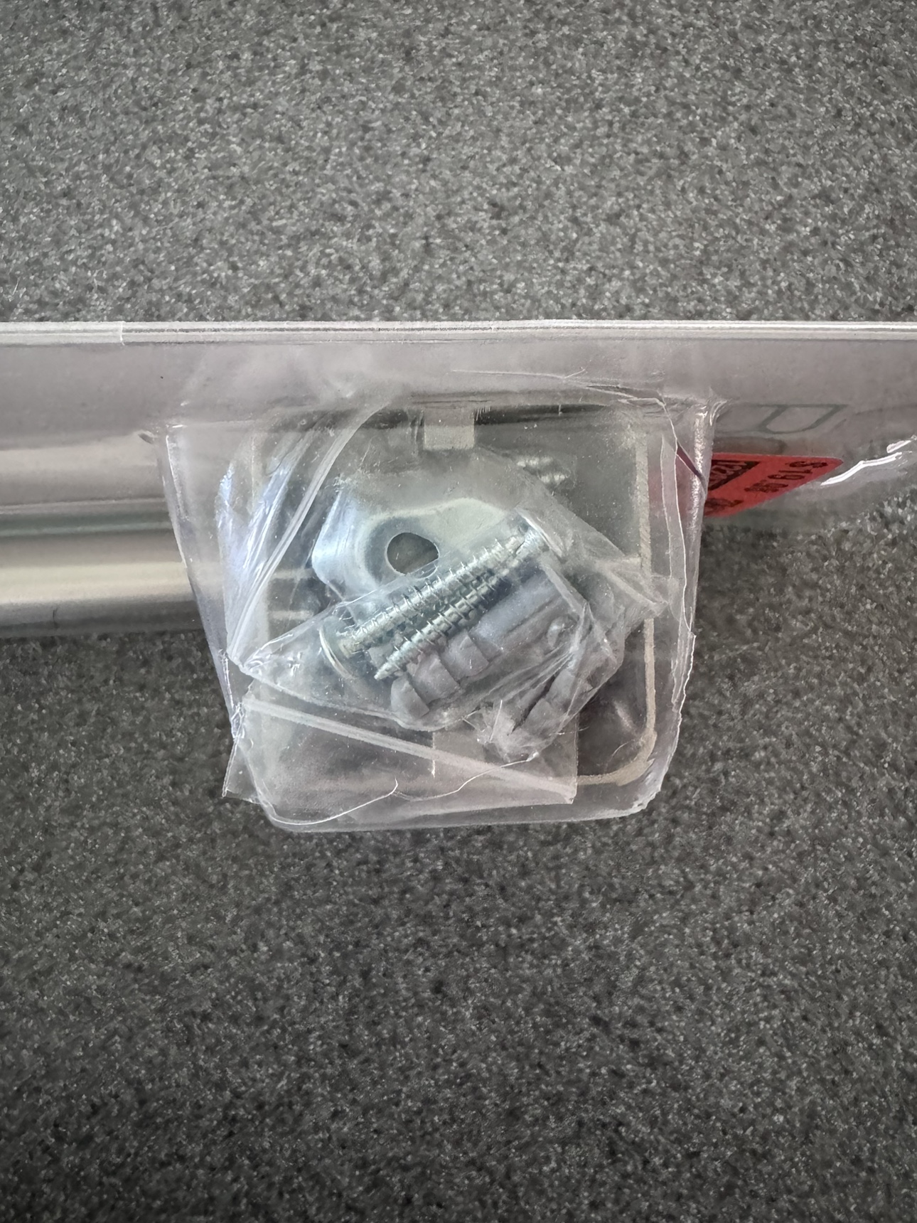 Towel rod- open pack