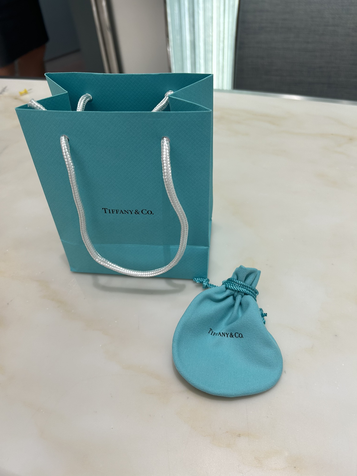 Tiffany & Co Necklace with Mother of Pearl Pendant - photo 3