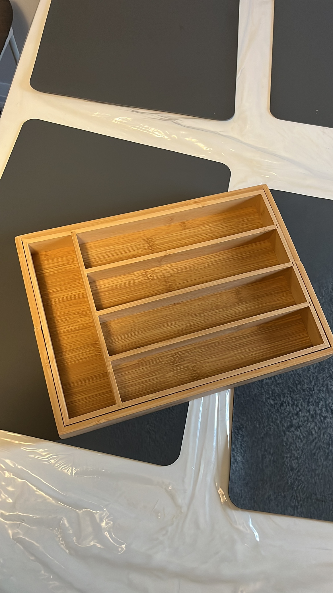 Bamboo Expandable Cutlery Organizer Tray - photo 2