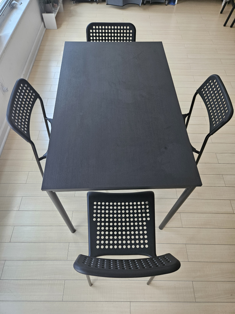 IKEA Dining Table and Four Chairs Set - photo 3