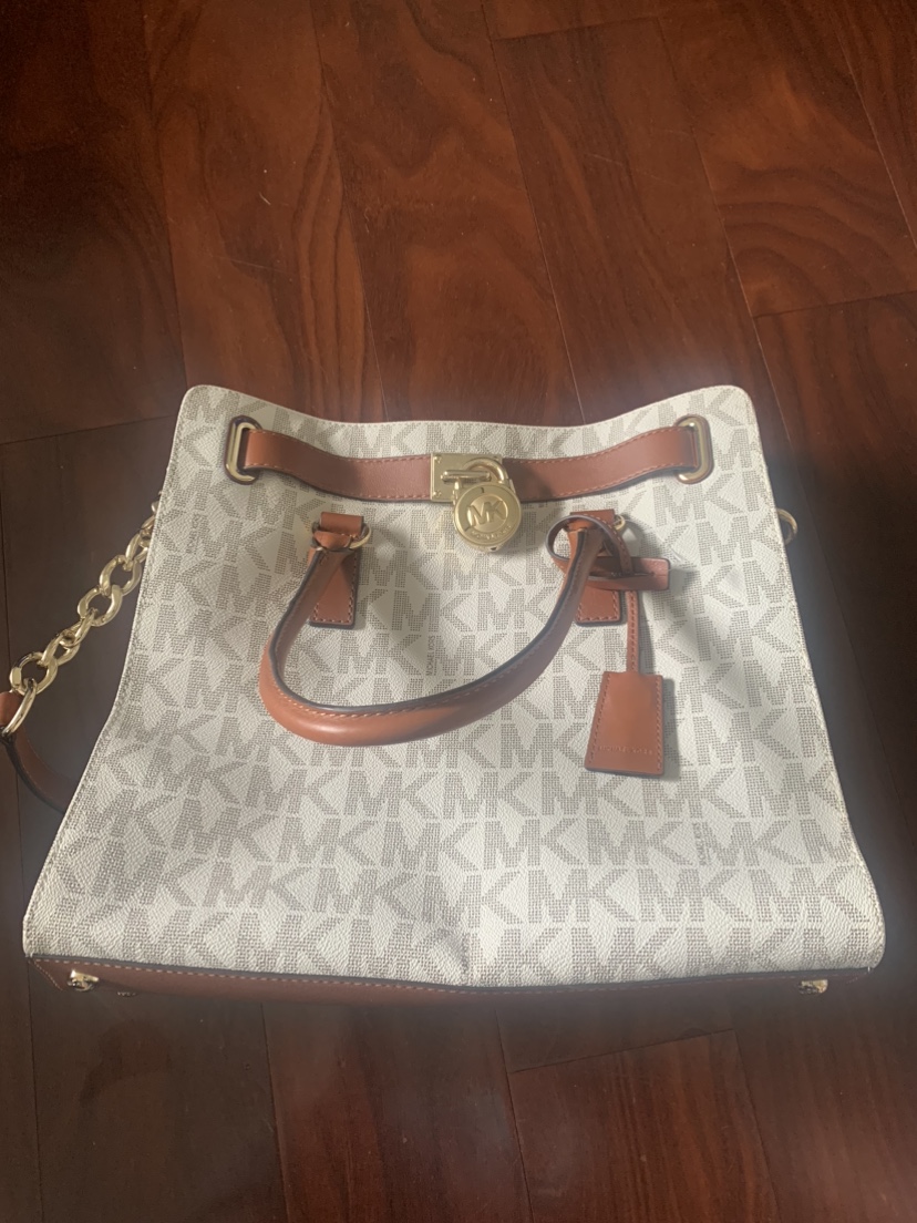 EUC Michael Kors handbag thumbnail