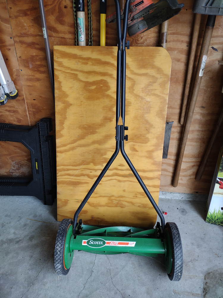manual yard cutter
