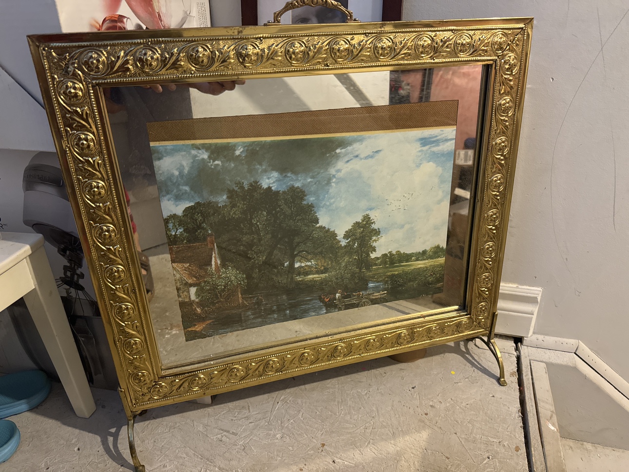 Golden frame stand image indicator(3)