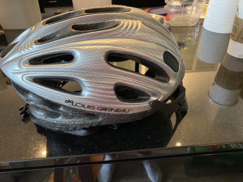 Bicycle helmet image indicator(2)