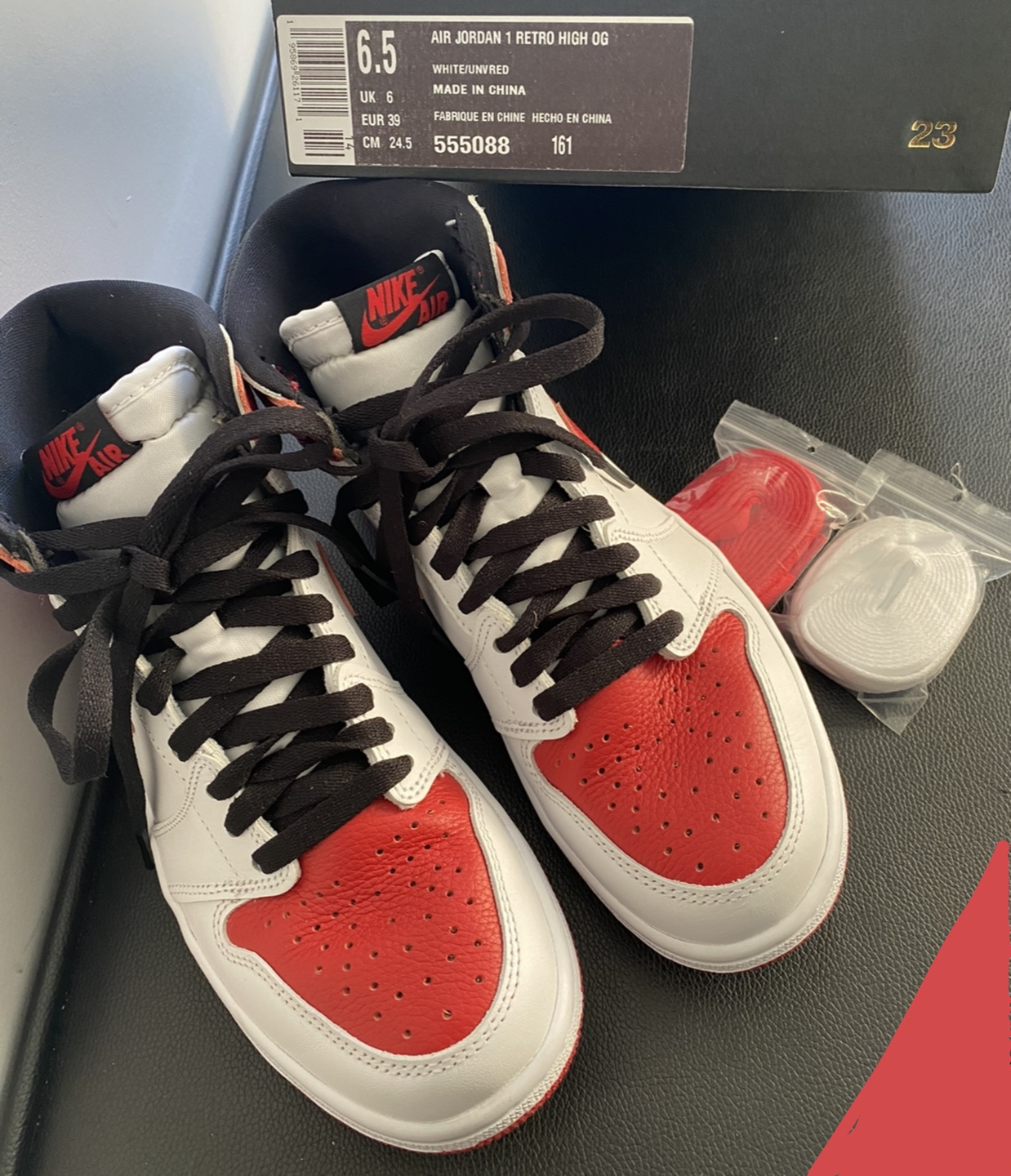 Nike Air Jordan 1 Retro High OG Shoes Size 6.5 Authentic image indicator(6)