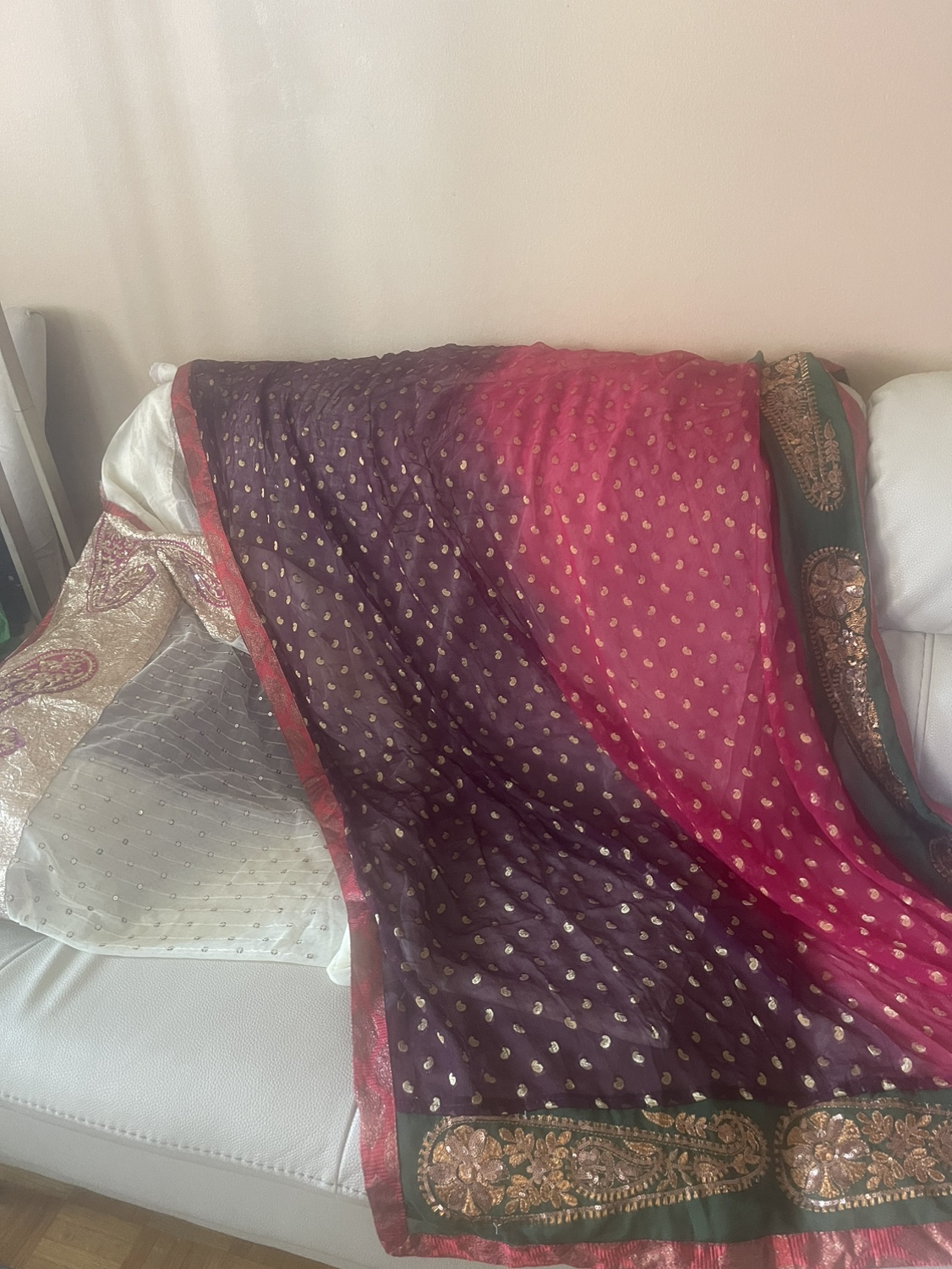 Party Sari image indicator(3)