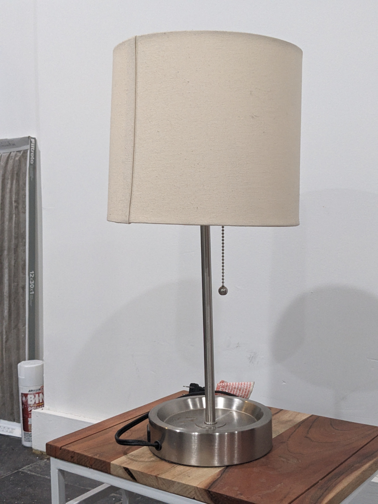 Tabletop lamp
