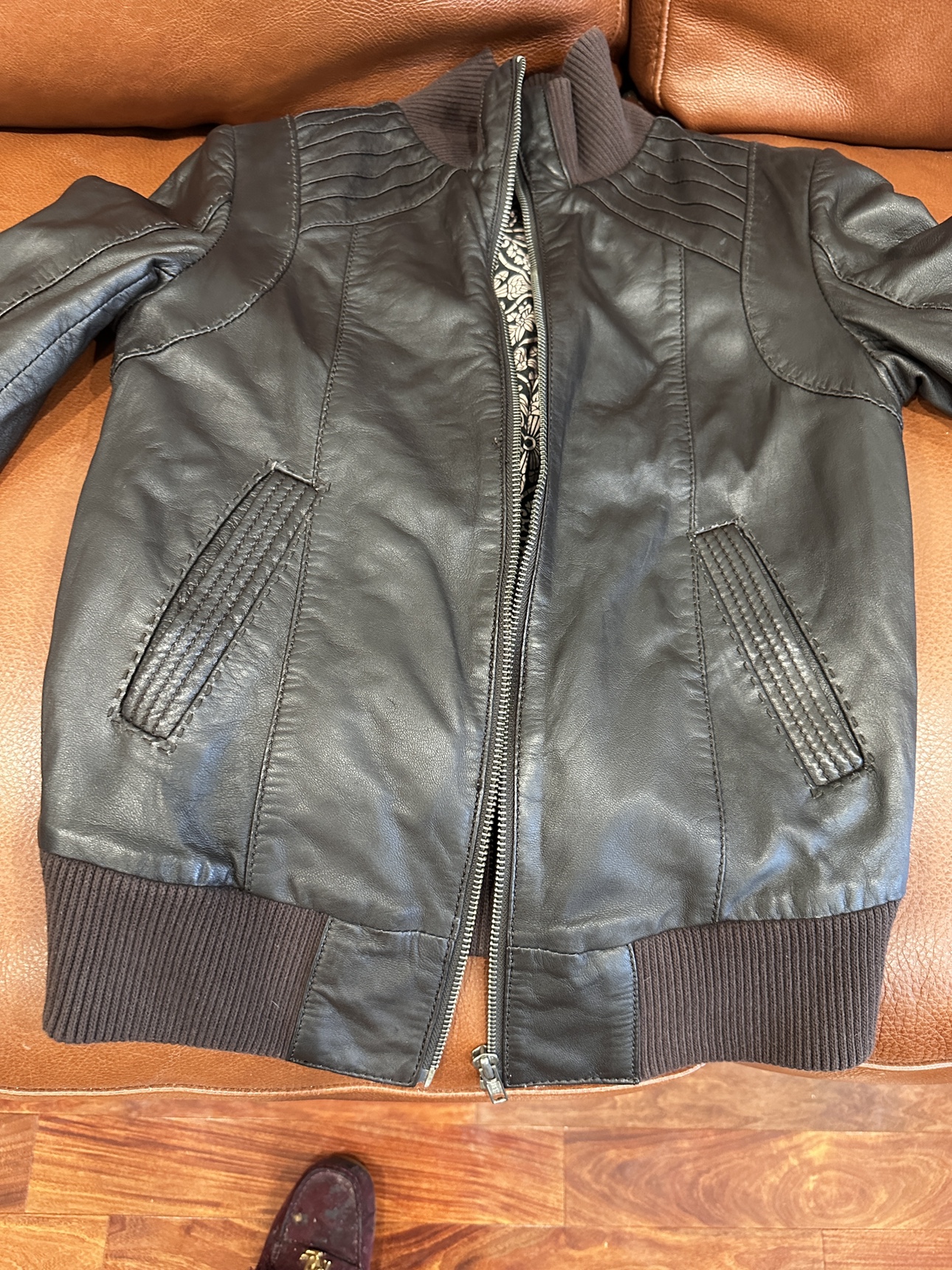 Danier Leather Jacket - Size XXS/3TP - photo 3