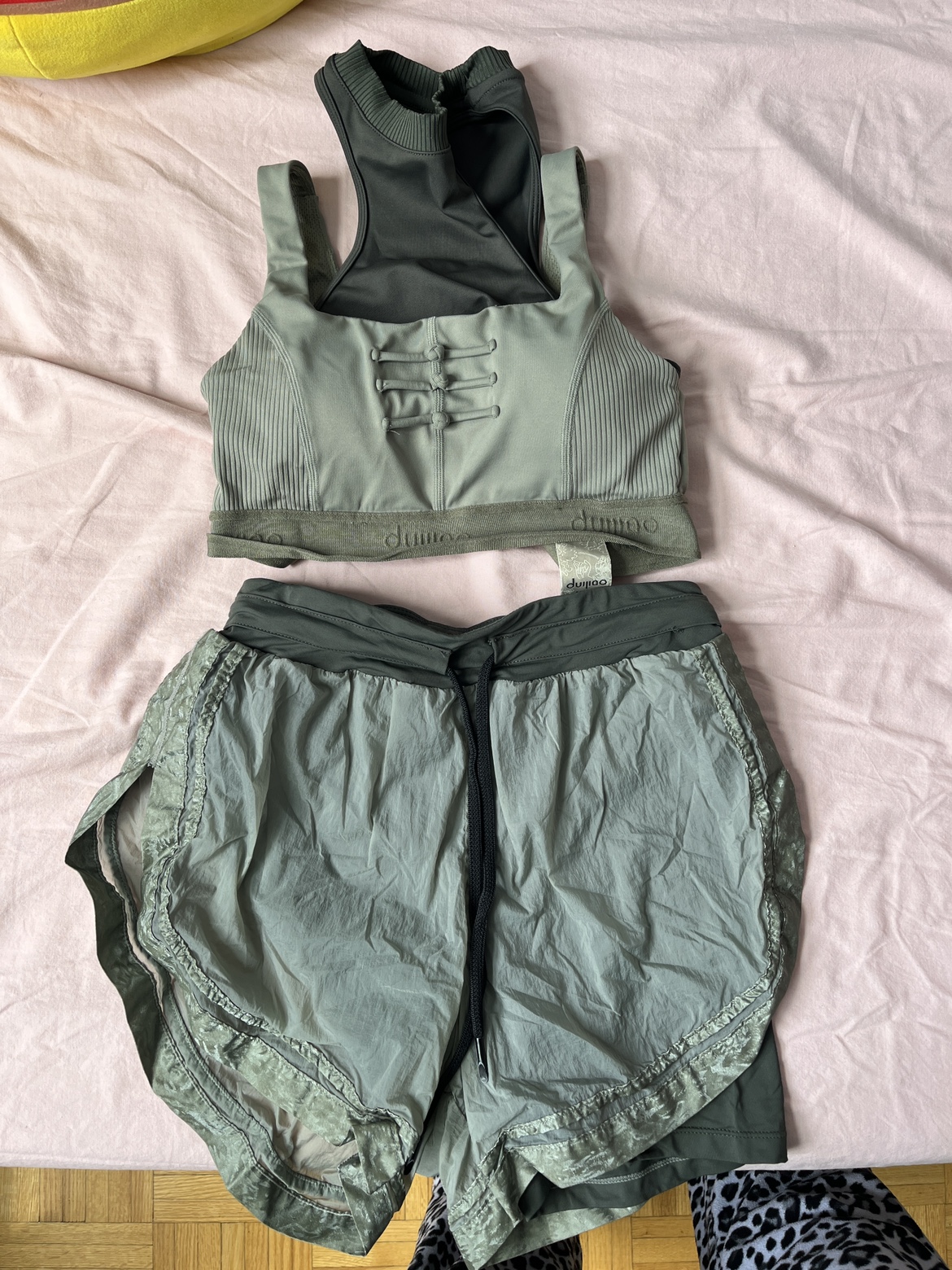 Active wear set thumbnail
