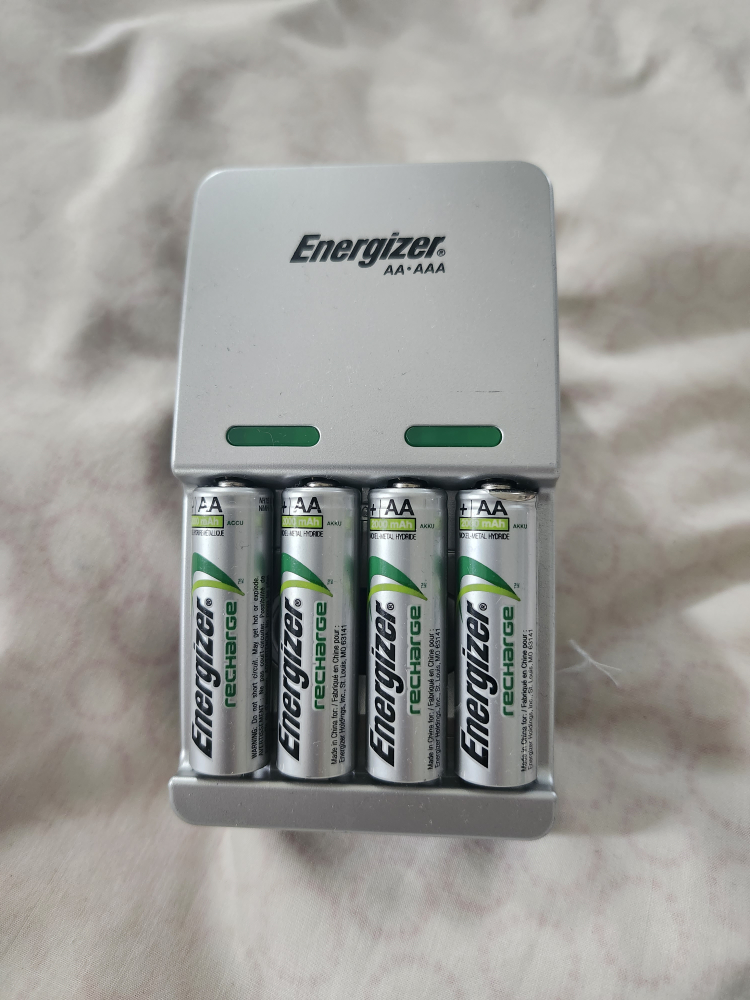 rechargeable batteries image indicator(5)