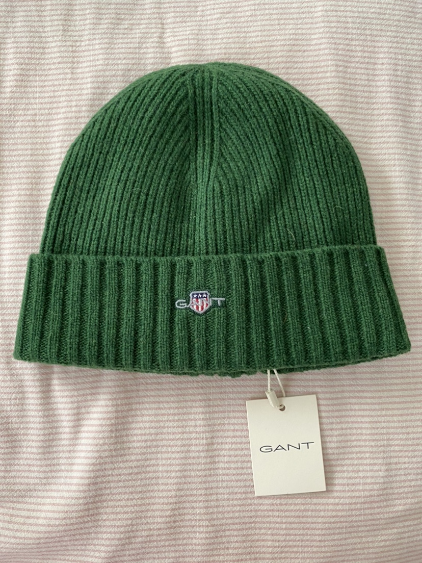 New Gant Unisex Shield Wool Beanie (Strong Green)
