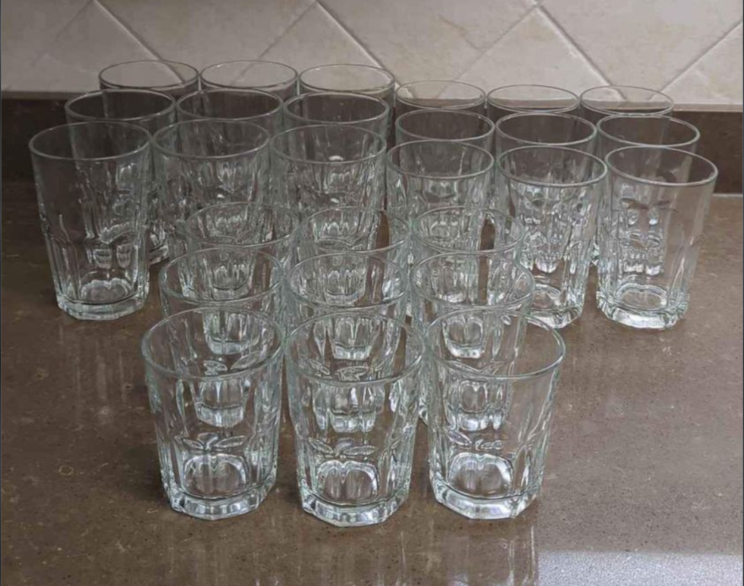27 Glasses thumbnail