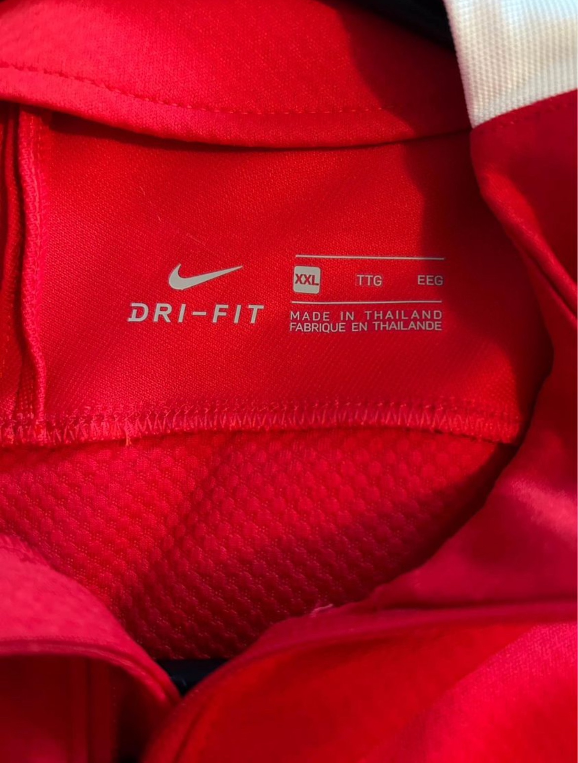 2 Nike quarter zip tops xxl slim fit image indicator(3)