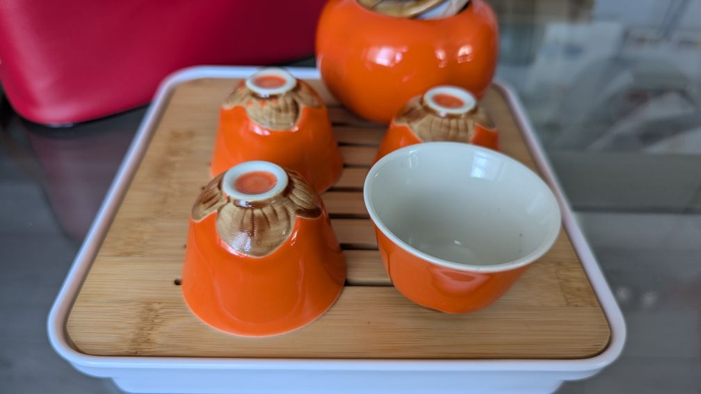 Beautiful Persimmon-Shaped Ceramic Tea Set - Brand New image indicator(7)