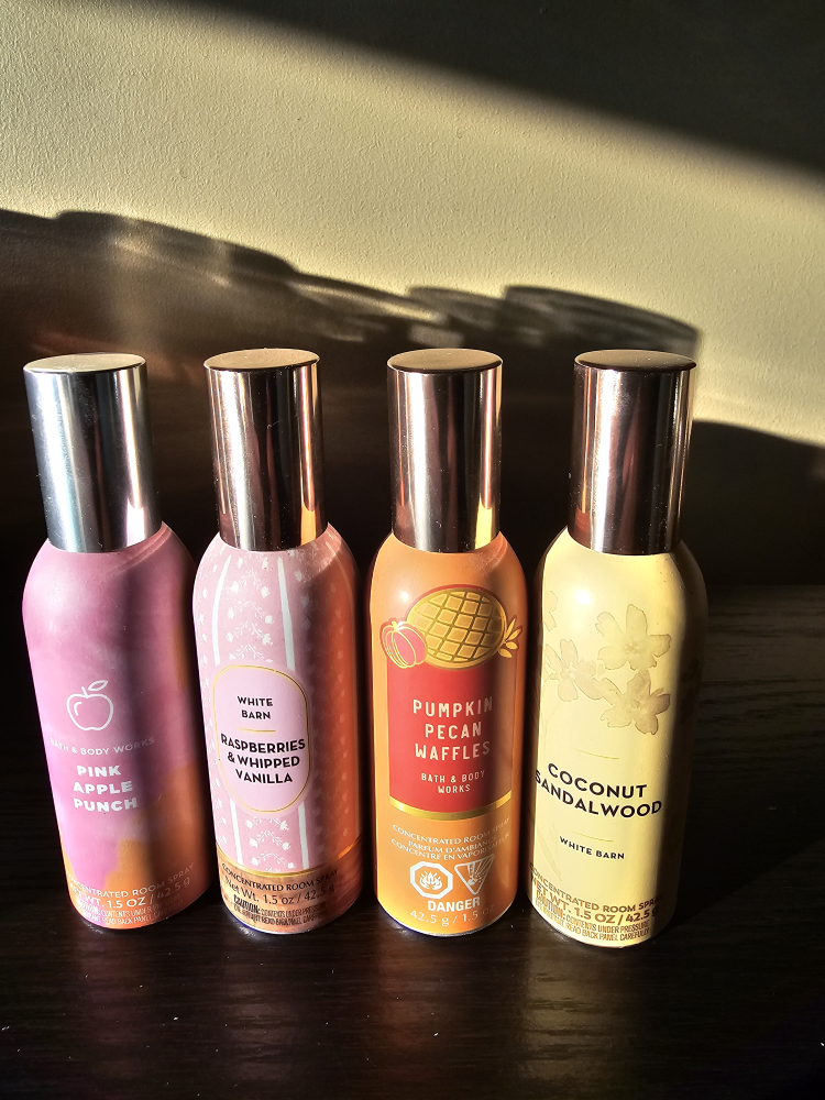 4 Bath and body works concentrate room spray. thumbnail