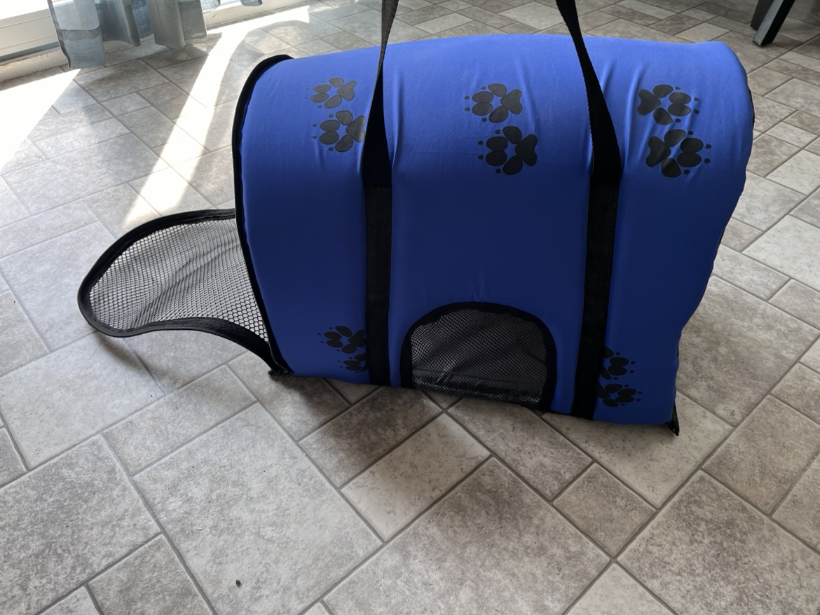 Soft sided cat or dog carrier