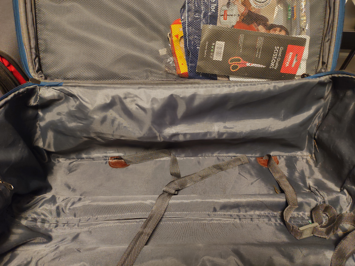 Large Suitcase image indicator(9)