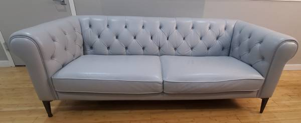 Leather Tufted Couch - photo 3