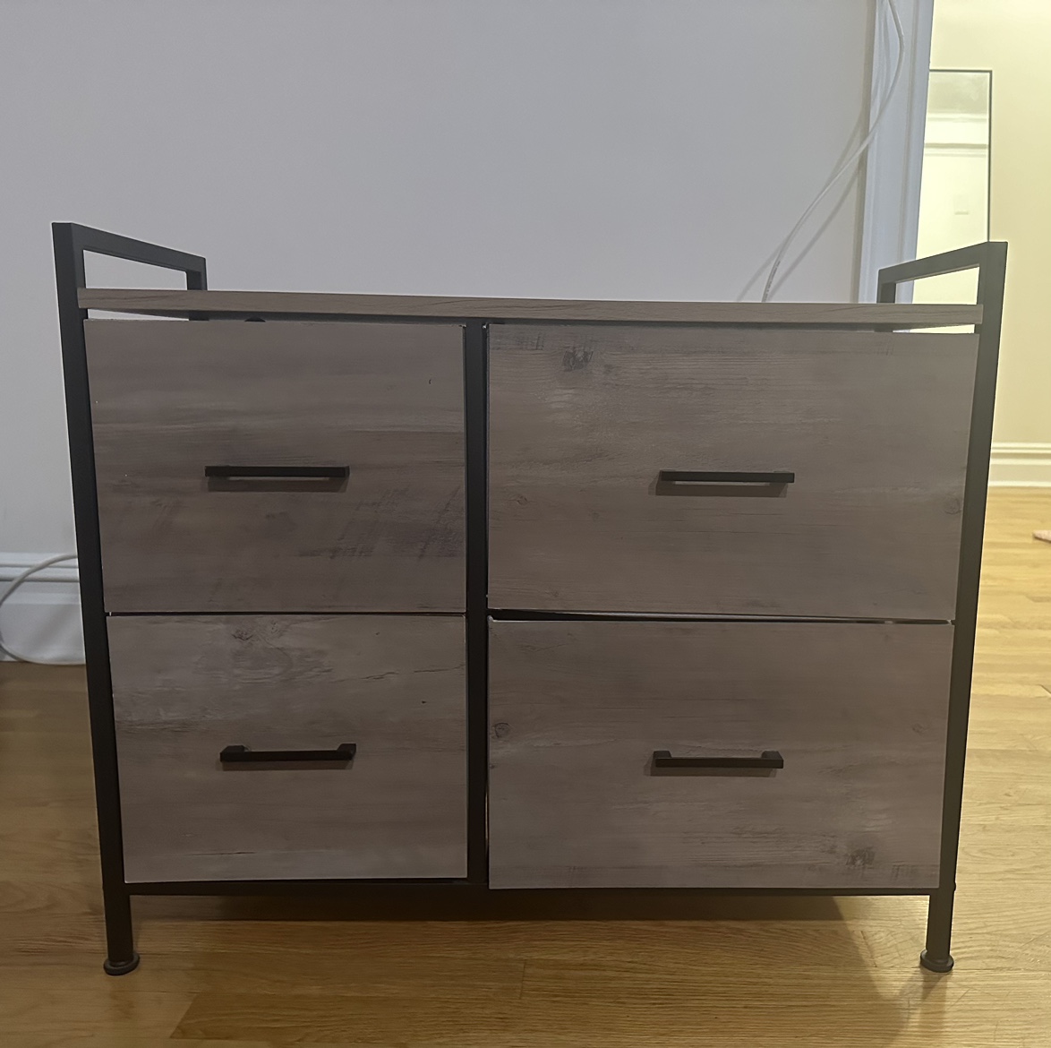 Dresser