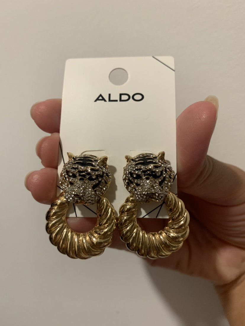 #freecycle New Aldo Tiger Earrings thumbnail